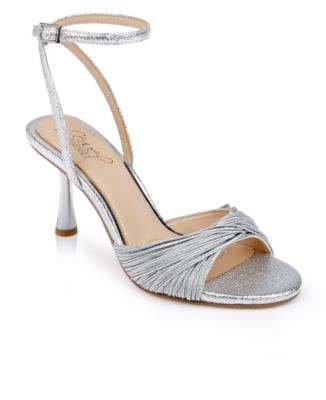 Jewel Badgley Mischka