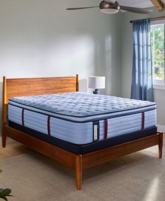 Sealy - Posturepedic West Hill 15" Soft Euro Pillowtop Mattress - Full