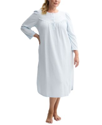 Miss Elaine - Plus Size Embroidered Honeycomb Knit Nightgown