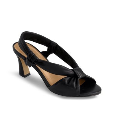 Bernardo Footwear
