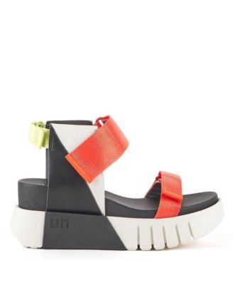 United Nude