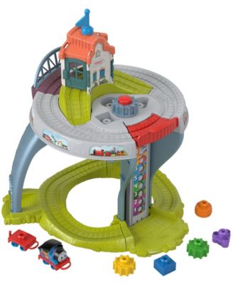 Thomas & Friends