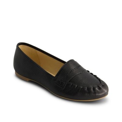 Bernardo Footwear