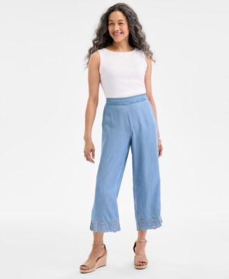 Macy's - Petite Pull-On Scallop-Hem Capri Pants