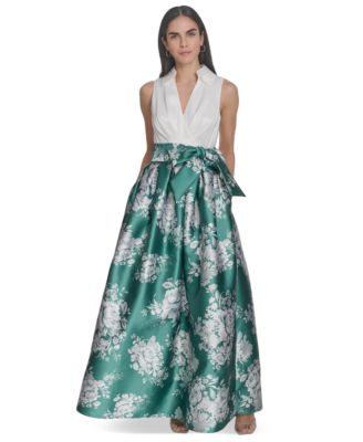 Jessica Howard - Petite Mixed-Media V-Neck Pleated Gown