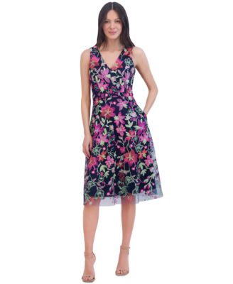 Jessica Howard - Petite Embroidered-Floral Sleeveless Fit & Flare Dress