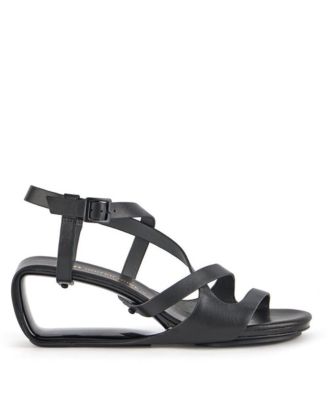 United Nude