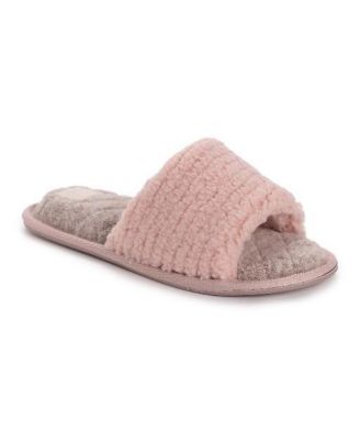 MUK LUKS