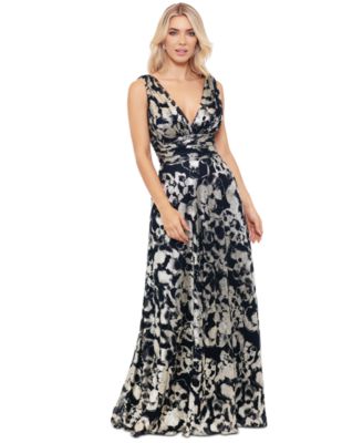 Betsy & Adam - Petite Metallic Floral-Print Evening Gown