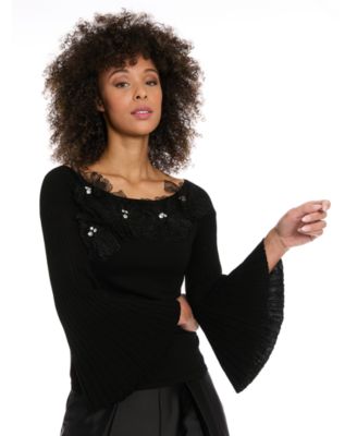 Muse - Women's Beaded 3D Floral Appliqu&eacute; Bell-Sleeve Top