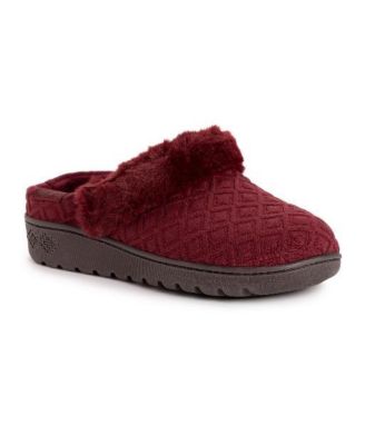 MUK LUKS