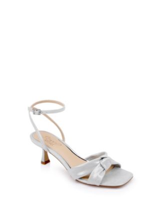 Jewel Badgley Mischka
