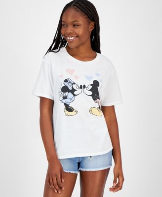 Disney - Juniors' Mickey & Minnie Mouse Kiss Graphic T-Shirt