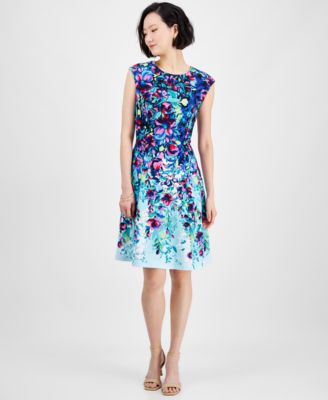 Connected - Women's Floral Round-Neck Sleeveless Dress