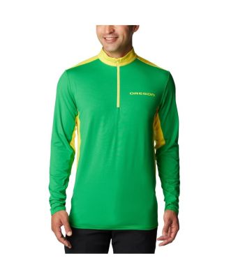 Columbia - Men's Green Oregon Ducks Tech Trail Omni-Shade Quarter-Zip Top