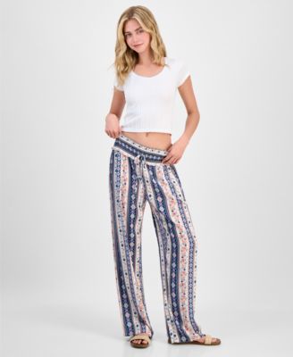 Kingston Grey - Juniors' Floral-Print Wide-Leg Soft Pants