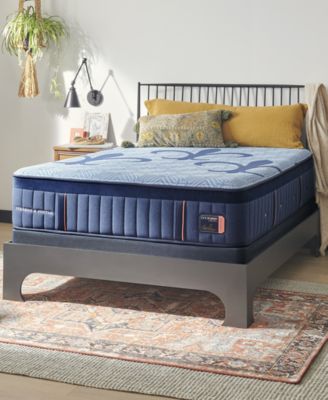 Stearns & Foster - Lux Hybrid 14.5" Soft Tight Top Luxury Mattress Set - Queen Split
