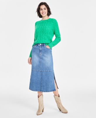 On 34th - Women's Cozy Cable-Knit Crewneck Sweater