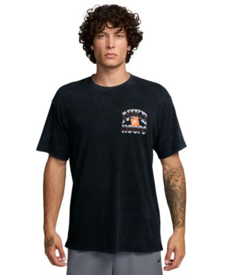 Nike - Men's Max90 Loose-Fit Basketball Graphic T-Shirt