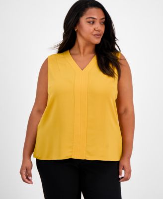 Kasper - Plus Size Sleeveless V-Neck Blouse