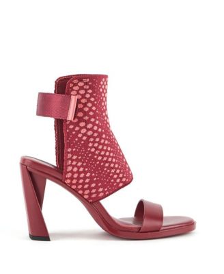 United Nude