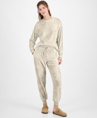 Disney - Juniors' Winnie The Pooh Embossed Velour Jogger Pants