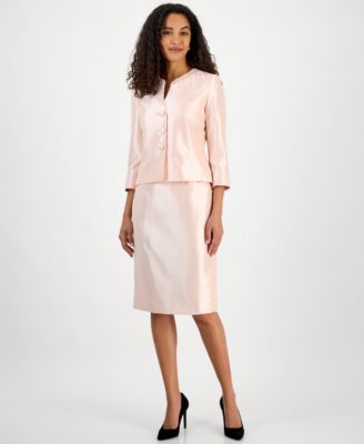 Le Suit - Women's Collarless Three-Button 3/4-Sleeve Jacket & Slim Skimmer Skirt