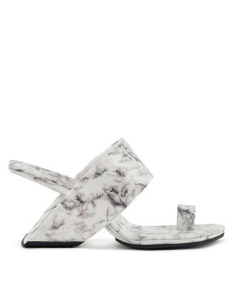 United Nude