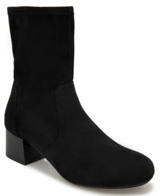 Kenneth Cole Reaction