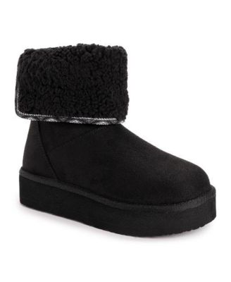 MUK LUKS