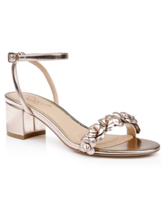 Jewel Badgley Mischka