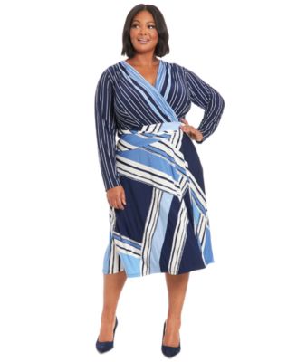 London Times - Plus Size V-Neck Side-Twist Midi Dress