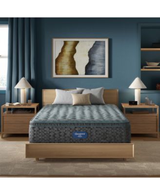Beautyrest - Level One 14.25" Medium Pillow Top Mattress Set - King