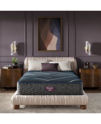 Beautyrest - World Class Level Four 13.5" Hybrid Plush Tight Top Mattress - Full