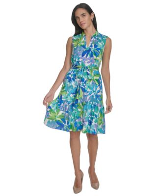 Jessica Howard - Petite Printed Tie-Waist Tiered Dress